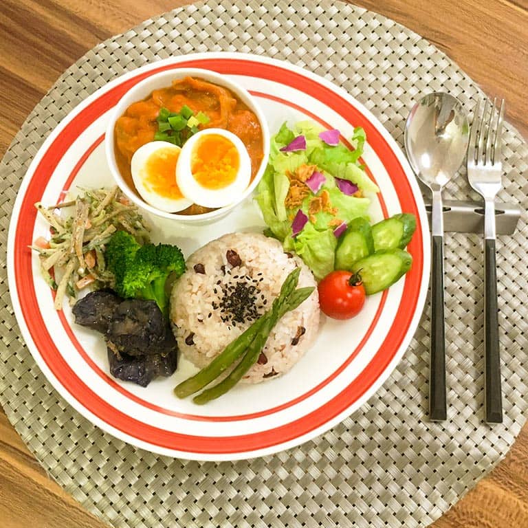 かんたんカレーとたっぷり野菜ワンプレート