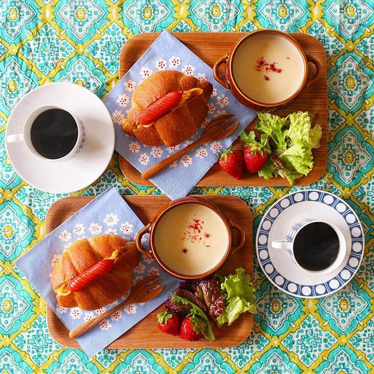 ポタージュとナポリタンロールの朝ごはんワンプレート