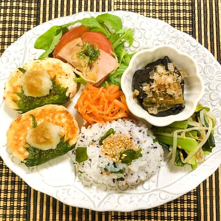ヘルシー豆腐ハンバーグの和風ワンプレート